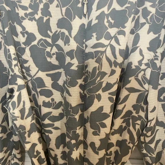 BCBGMaxAzria Women's Floral Printed Fit & Flare Mini Dress Size 10 - Picture 4 of 5